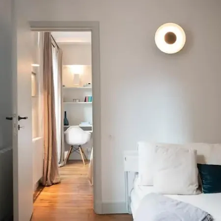 Montparnasse - 15th Arr Apartment Paris