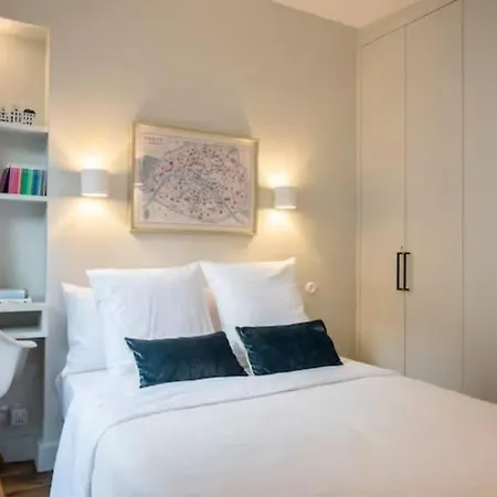 Apartment Montparnasse - 15th Arr
